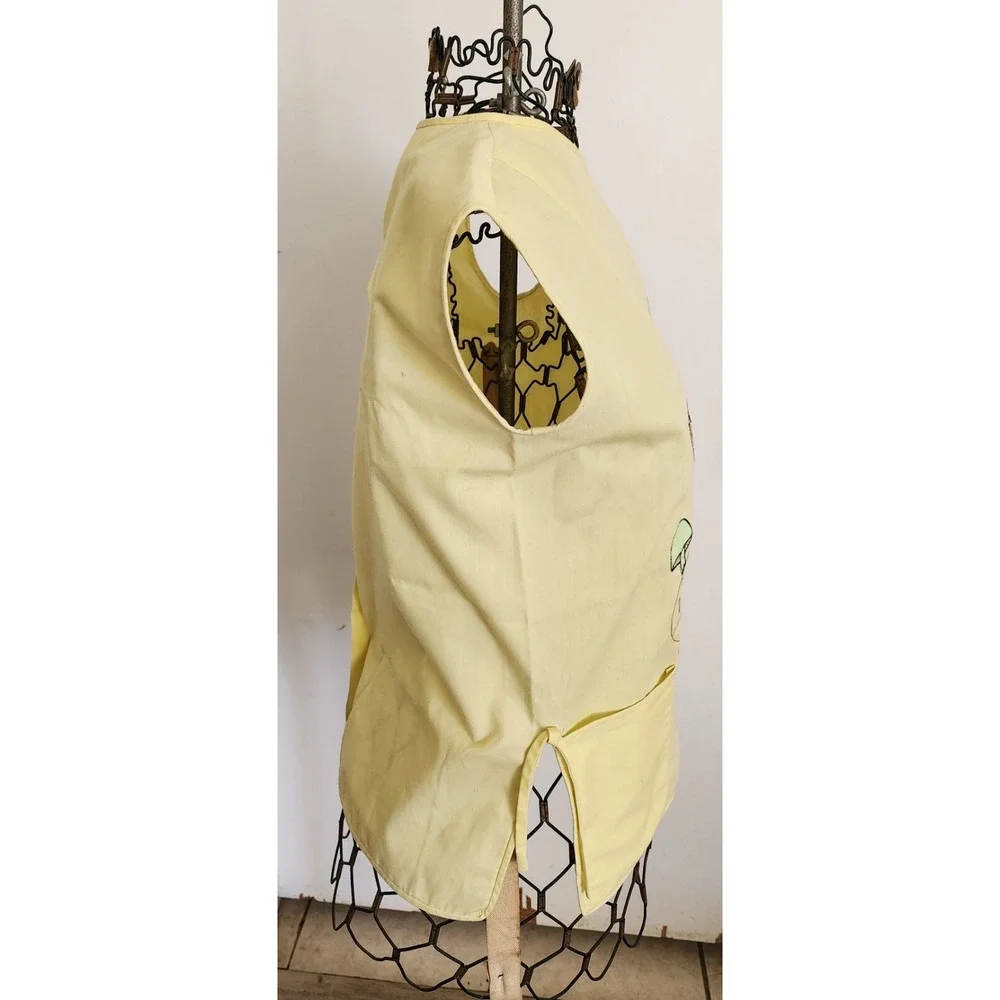 Small Yellow Embroidered Frog,‎ Mushrooms,  Apron,Grandwear, Pockets, Button Up